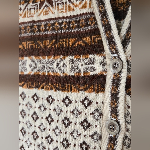 VINTAGE!! Huntington Ridge | Striped Knit Vest, Size L - Picture 4 of 6